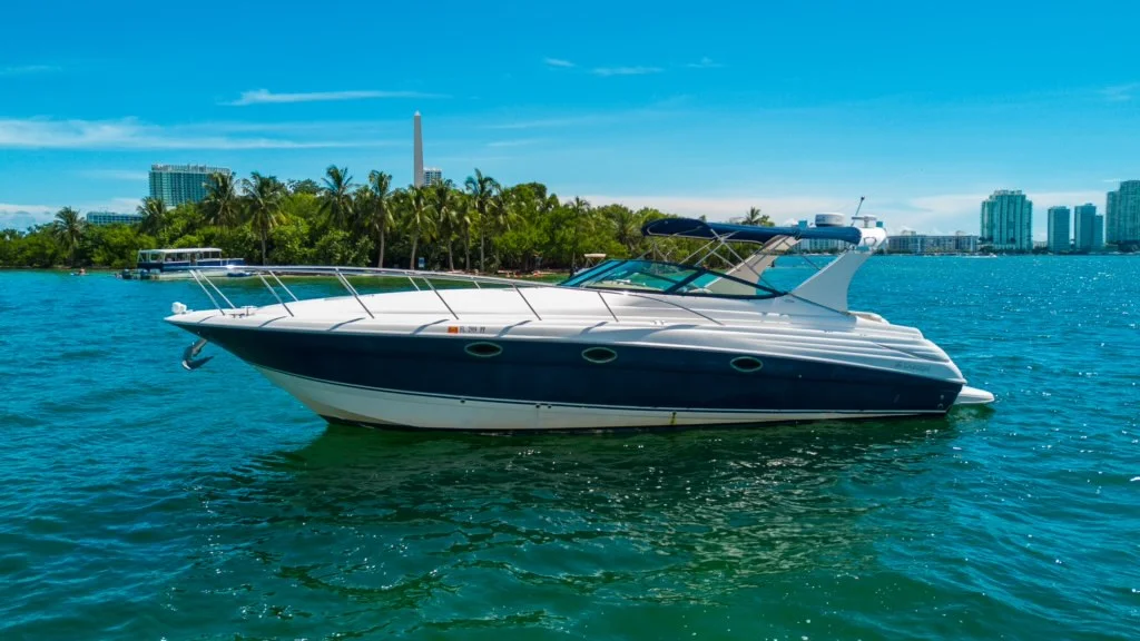 40ft Larson Gordita gallery